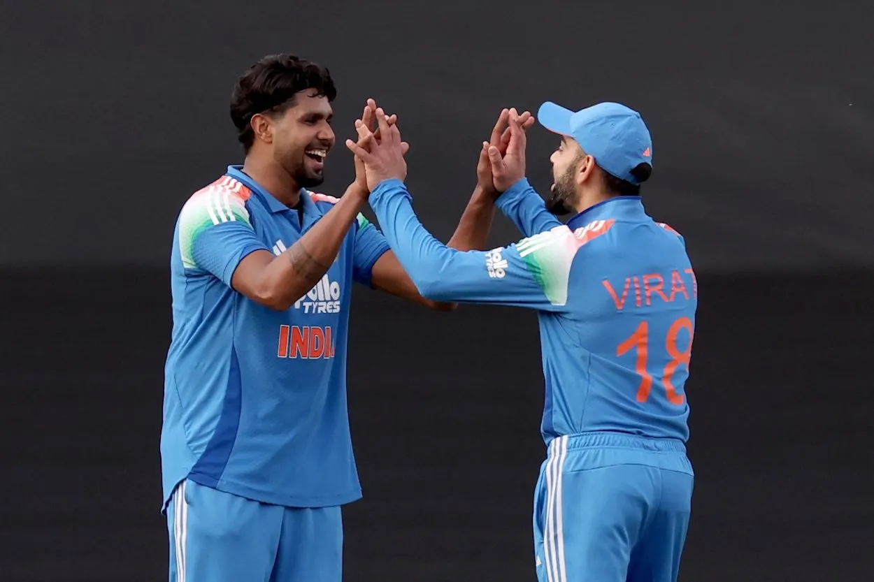 Rohit Sharma and Virat Kohli Shine as India Crush Australia by Nine Wickets in 3rd ODI