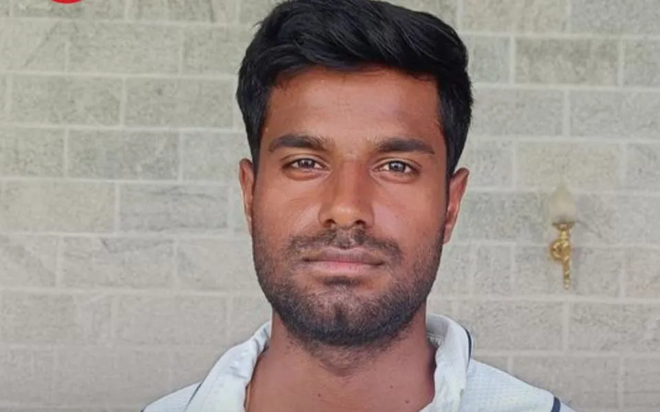 Akash Kumar Choudhary Creates History with Fastest Fifty and Six Sixes in Ranji Trophy