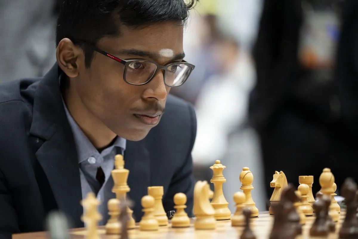 Praggnanandhaa Advances to Fourth Round as Gukesh Exits FIDE World Cup