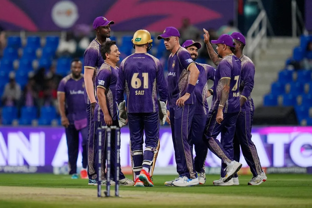 Abu Dhabi Knight Riders Edge Gulf Giants by Four Wickets in Thrilling Chase