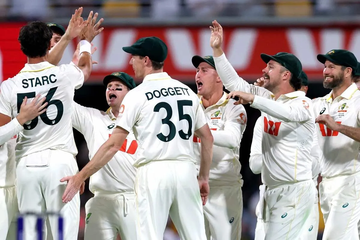 Australia Seize Control as England Collapse in Pink-Ball Test at Gabba