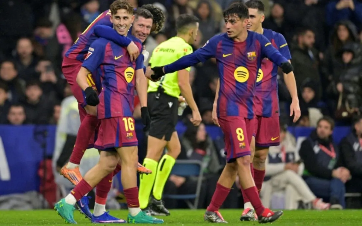 La Liga 2025-26: Barcelona Edge Espanyol As Olmo And Lewandowski Seal 2-0 Win
