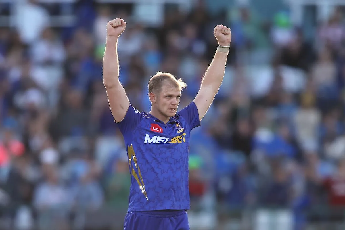 MI Cape Town stay alive with tense win over Sunrisers Eastern Cape