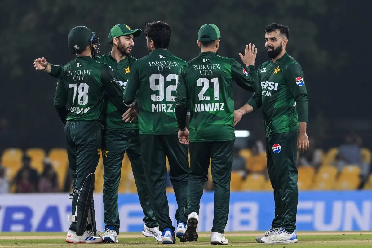 Pakistan Beat Sri Lanka By 6 Wickets In 1st T20