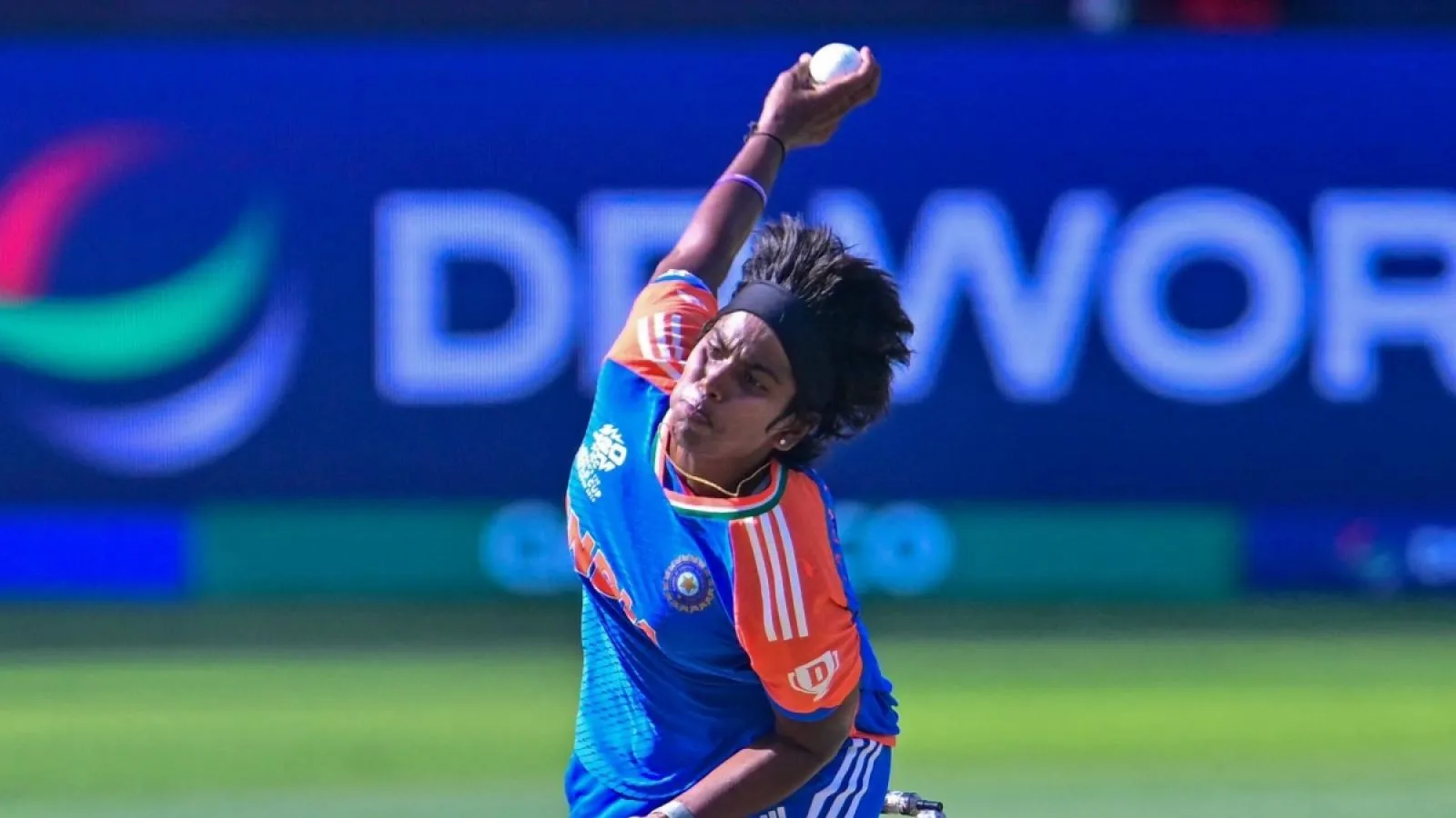 Arundhati Reddy’s 4-22 Powers India to DLS Win Over Australia