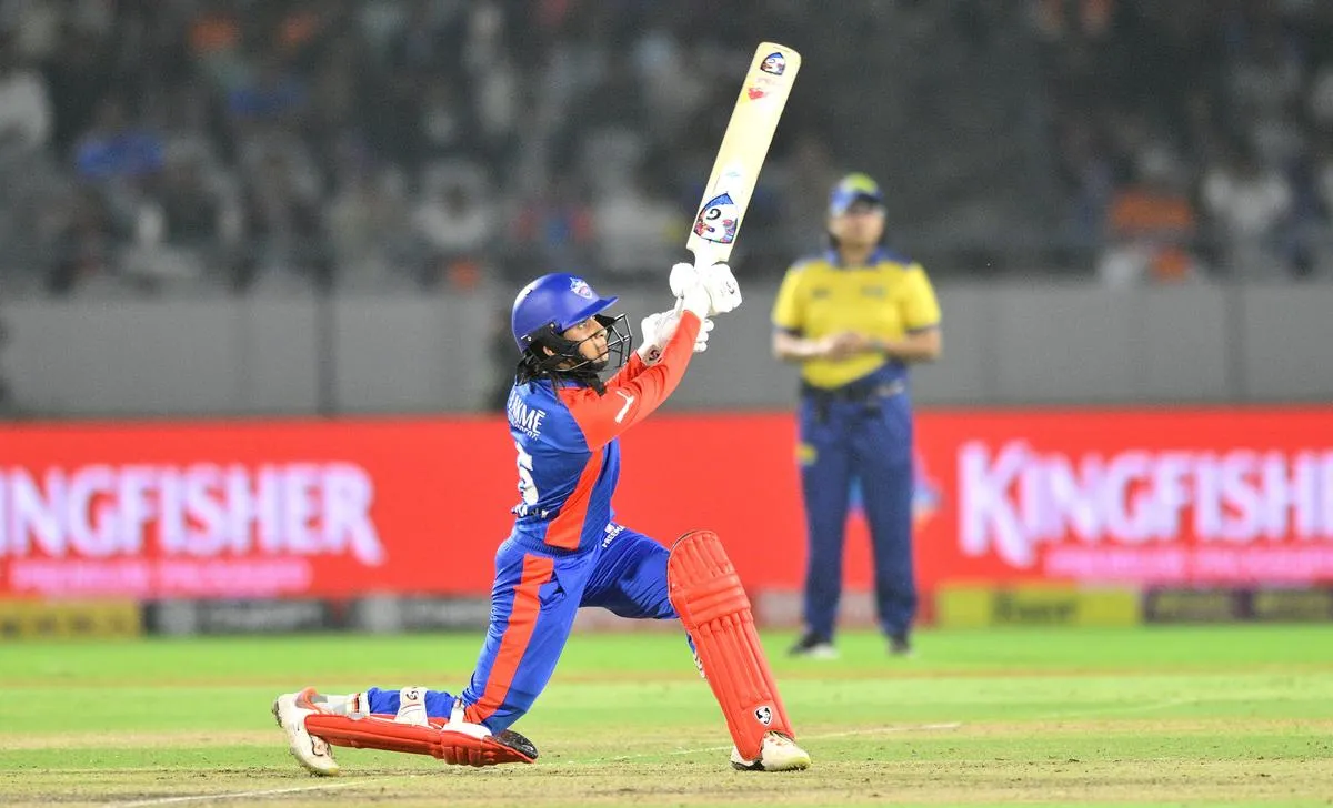 Delhi Capitals Women Storm into Final with Dominant Win over Gujarat Giants