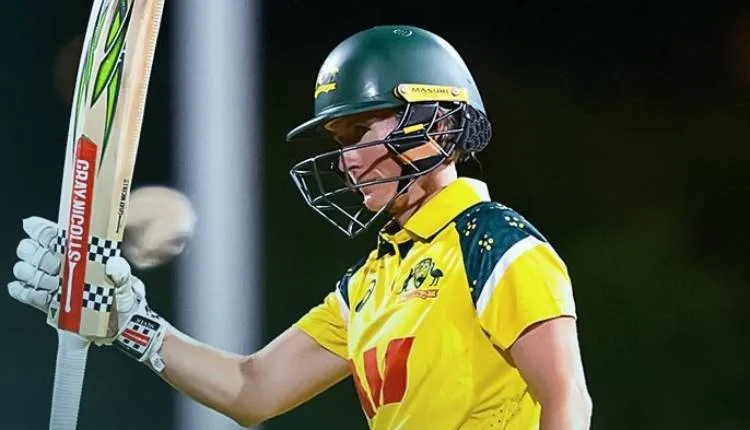 Healy, Mooney Power Australia to Six-Wicket Win Over India in 1st ODI