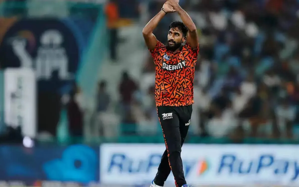 SLC Clears Eshan Malinga For IPL 2026; Hasaranga, Pathirana Await Approval