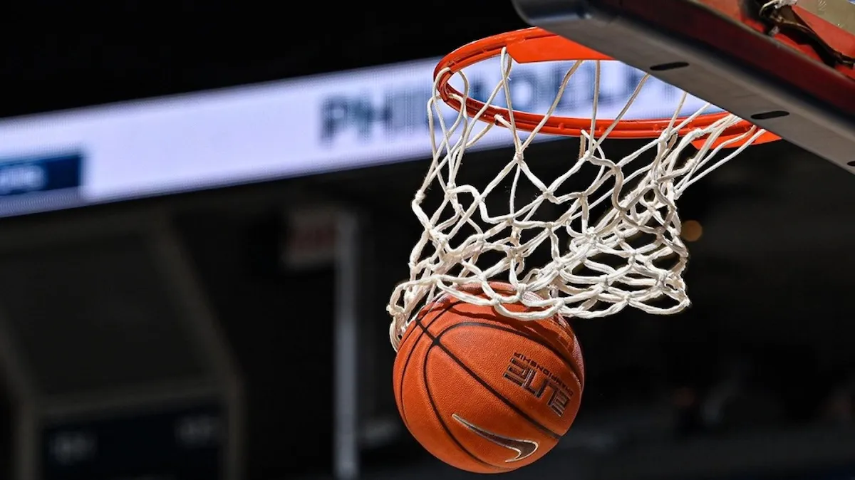 Thunder Thrash Lakers as Doncic Injury Adds to Misery