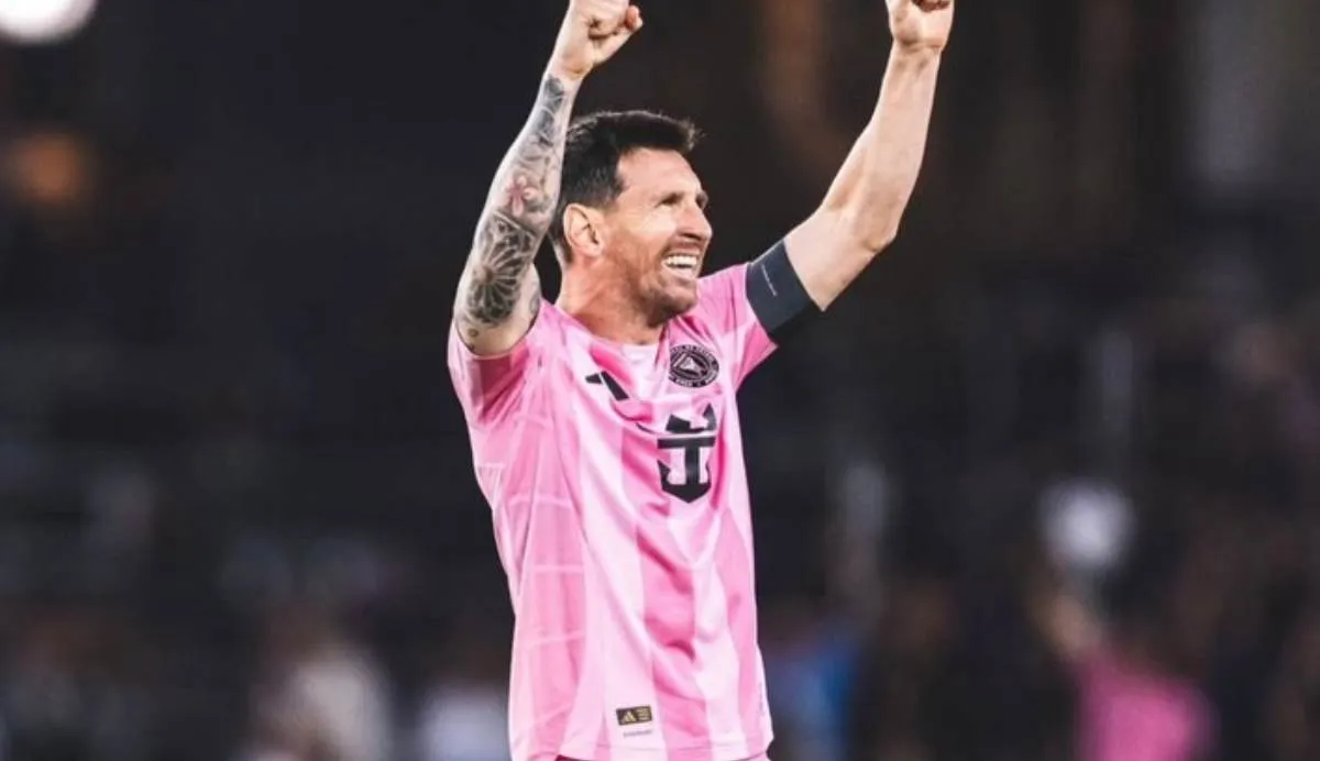 Messi Joins Ronaldo in Elite 900-Goal Club
