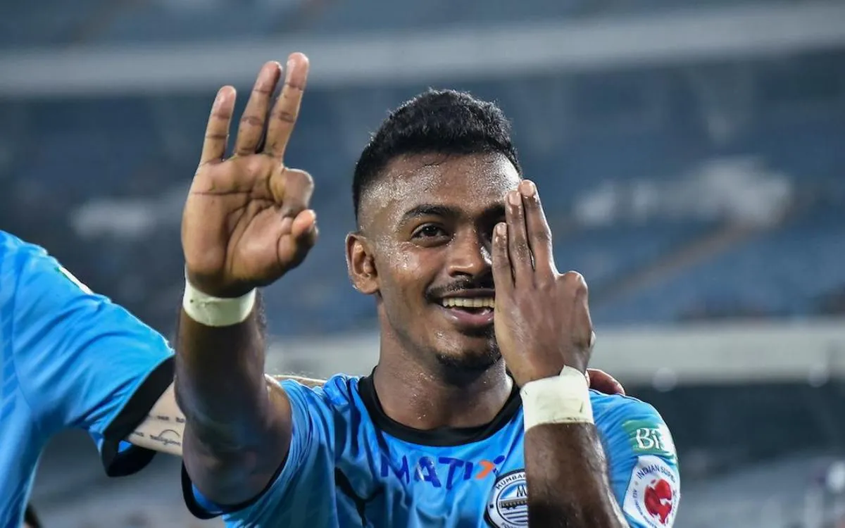 ISL 2025-26: Mumbai City FC Go Top With 1-0 Win Over Mohun Bagan Super Giant