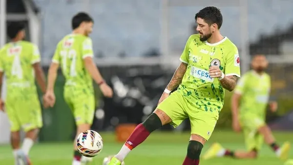 Mohun Bagan Face Must-Win Clash Against Sporting Club Delhi In ISL Title Race