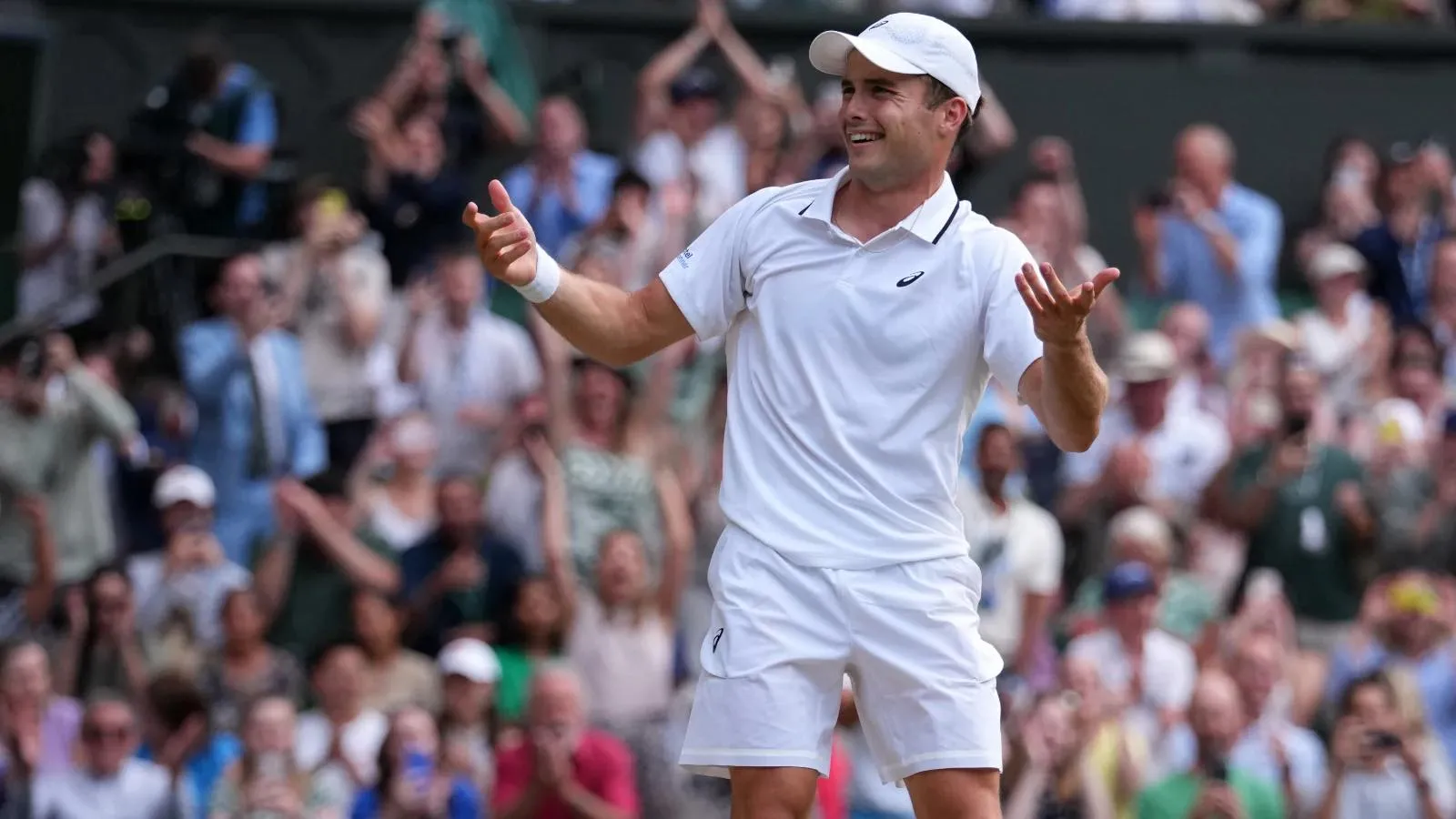 Arthur Fery Stuns Grigor Dimitrov in Five-Set Thriller to Reach Maiden Wimbledon Quarter-final