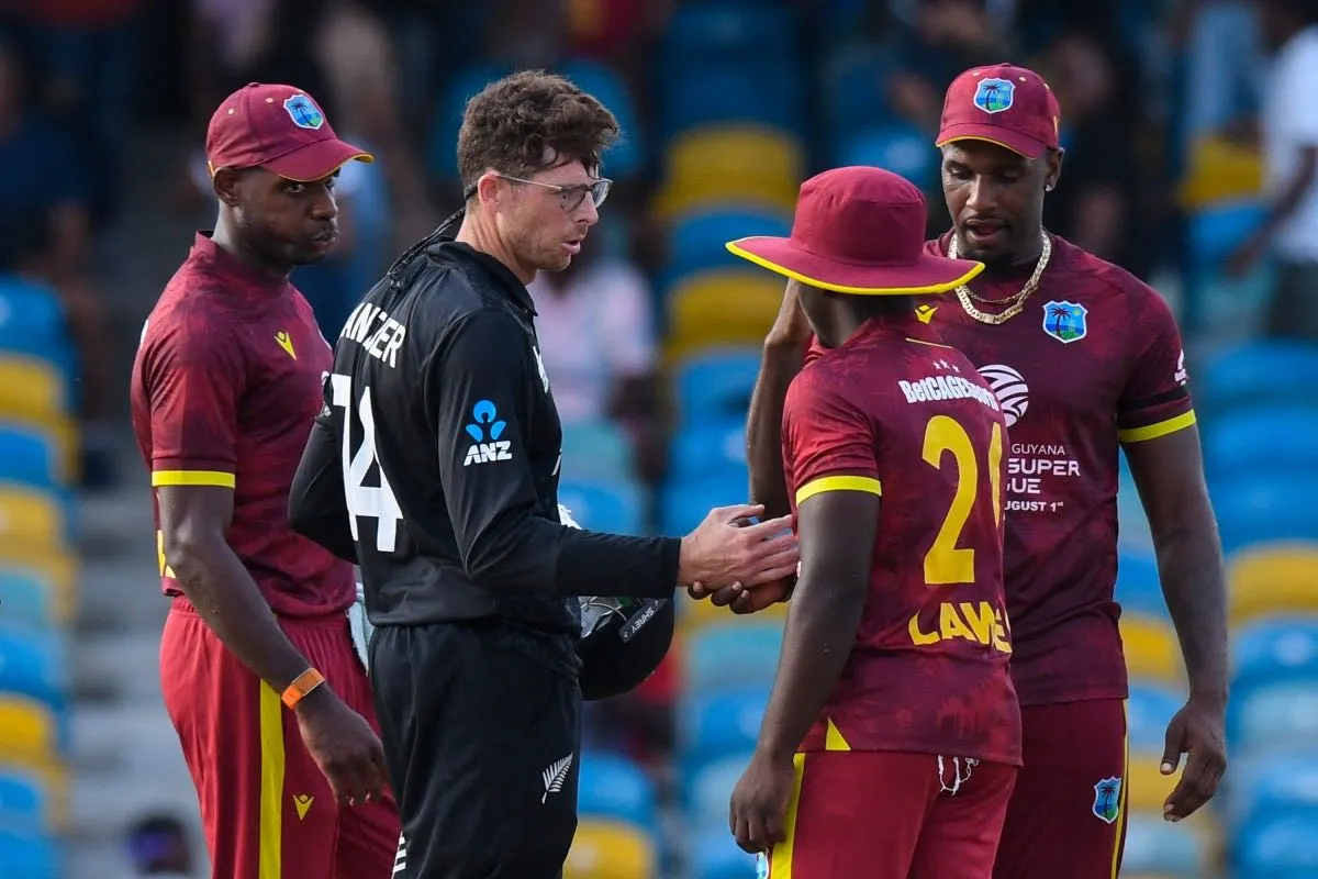 Mark Chapman, Mitchell Santner Steer New Zealand to Thrilling One-Wicket Win Over West Indies